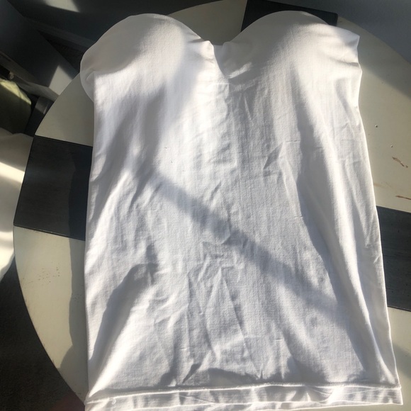 Heart line strapless top - Picture 2 of 3